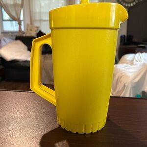 Vintage 70s Tupperware Bright Yellow Plastic Pitcher with Handle. Holds 40oz.